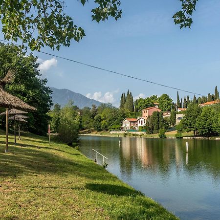 Camping Les Rives Du Lac De Vinca מראה חיצוני תמונה